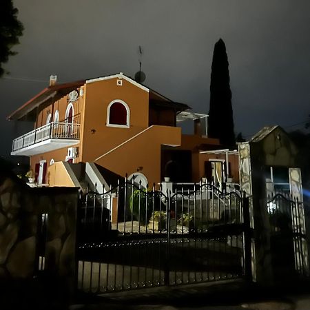 Villa Nisi Gerekou Kontokali Eksteriør bilde